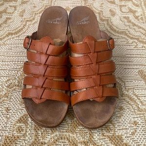 Dansko Dina Brown Woven Leather Strappy Block Heel Sandal Sz 40 / US 9.5-10